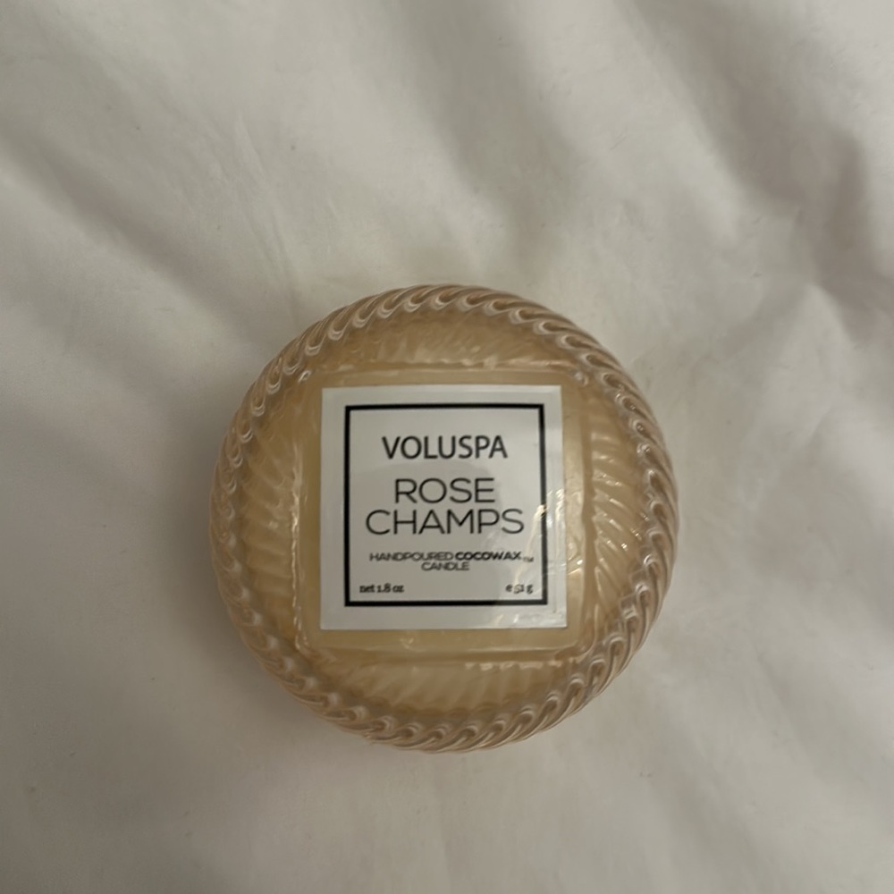 VOLUSPA ROSE CHAMPS CANDLE - Picture 4 of 6